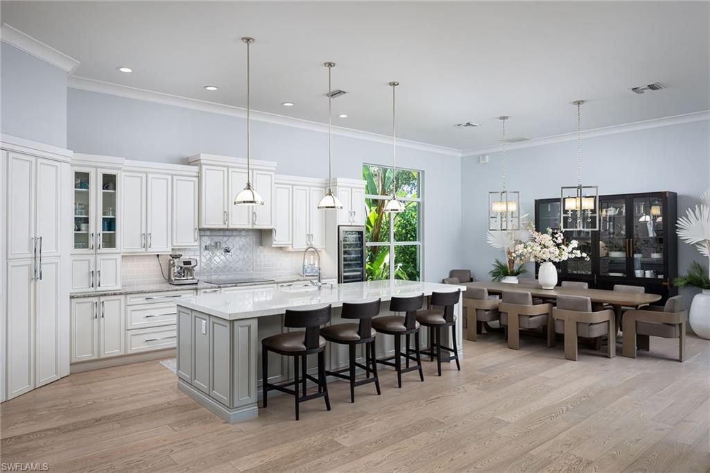 2036 Laguna Way , Naples, FL 34109 Photo