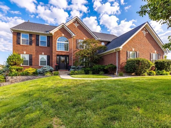 1261 Pond Ridge Circle, Hamilton, OH 45013