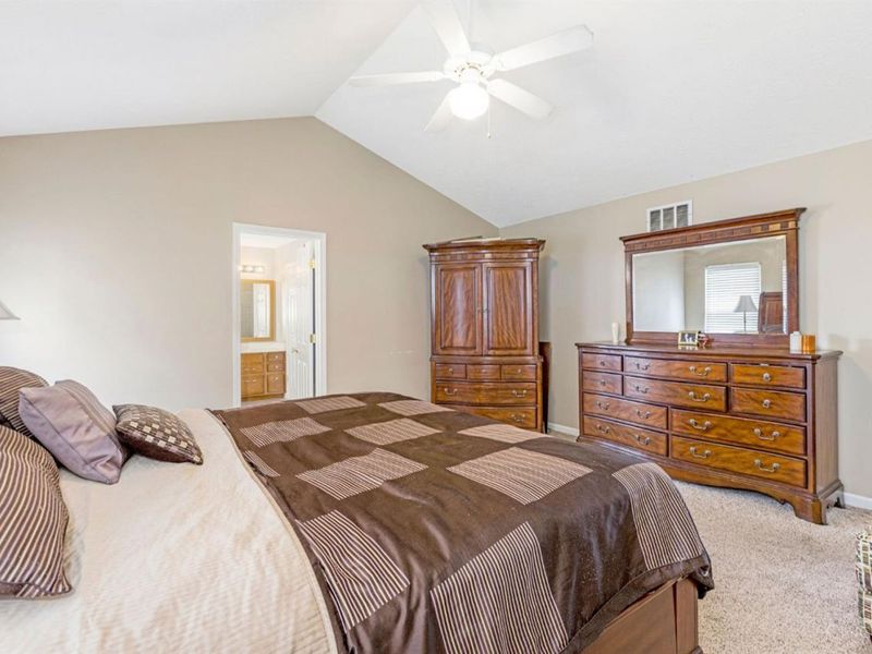 1261 Pond Ridge Circle, Hamilton, OH 45013 Photo 26