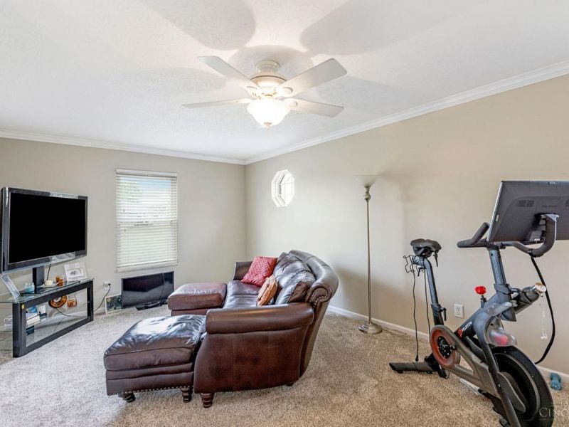 1261 Pond Ridge Circle, Hamilton, OH 45013 Photo 32