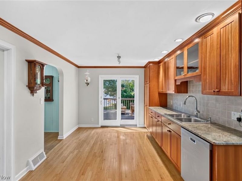 5630 N Island Drive NW, Canton, OH 44718 Photo 16