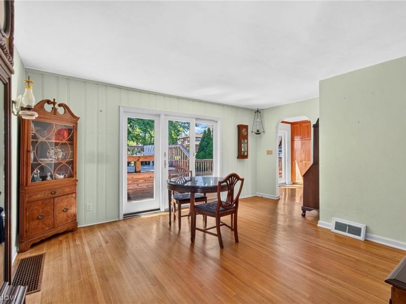 5630 N Island Drive NW, Canton, OH 44718 Photo 9