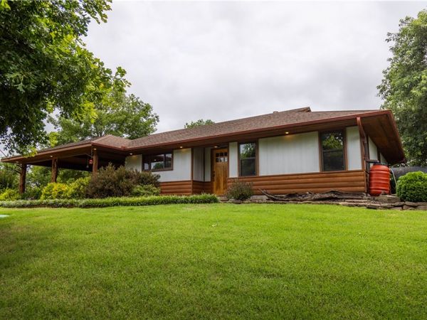 640 S Forty Road , West Fork, AR 72774