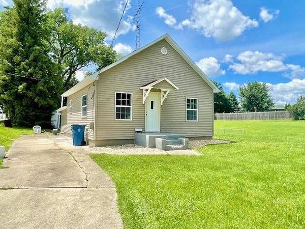 529 N SCHOOL Street, Oglesby, IL 61348