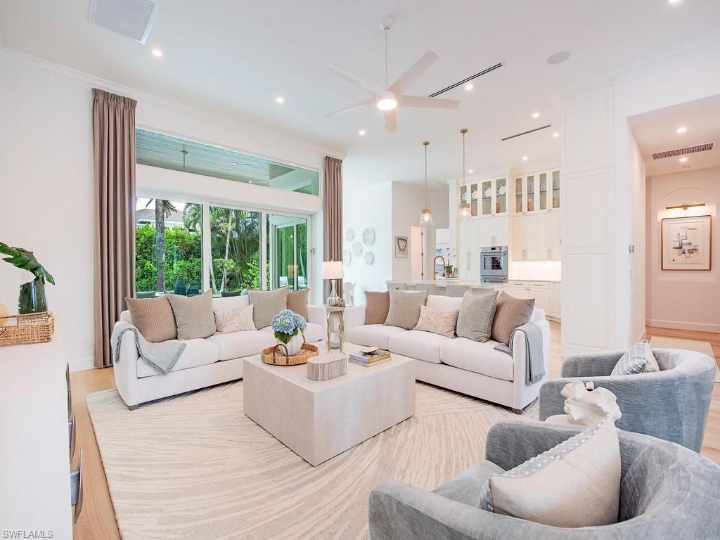 2363 Crayton Rd , Naples, FL 34103 Photo
