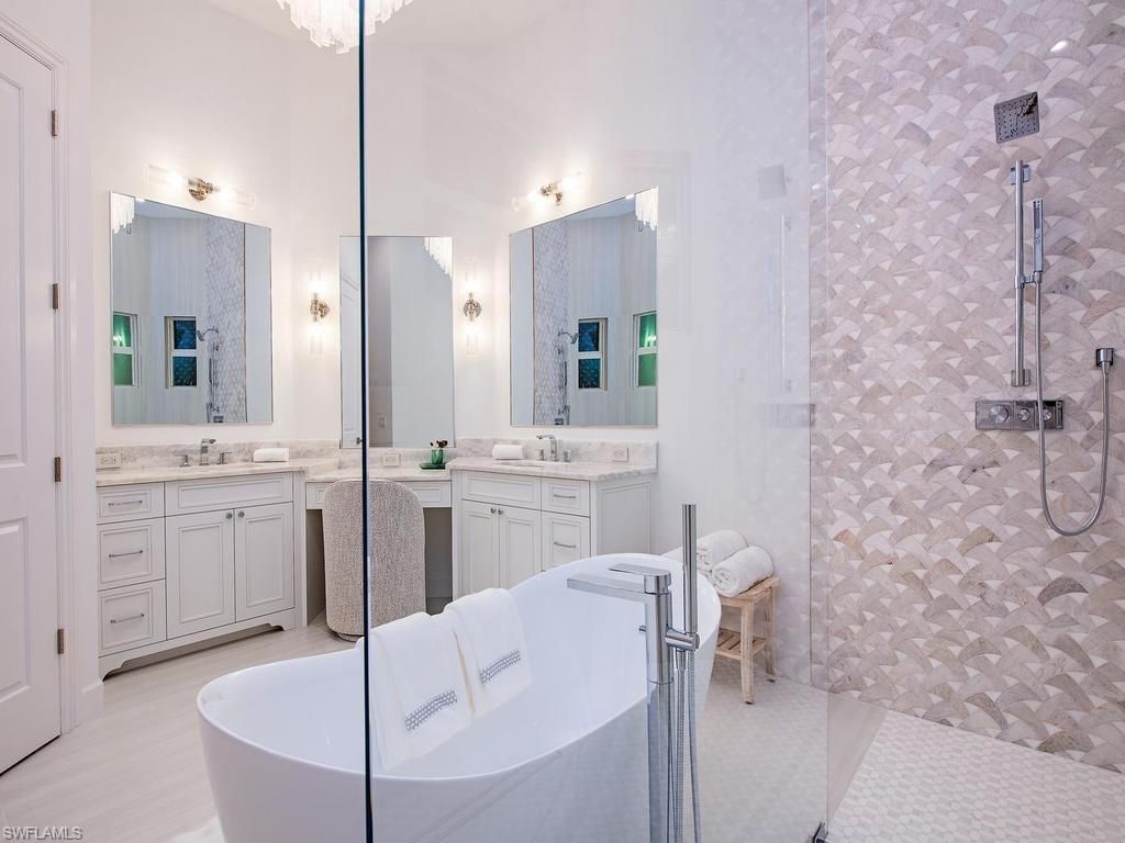 2363 Crayton Rd , Naples, FL 34103 Photo