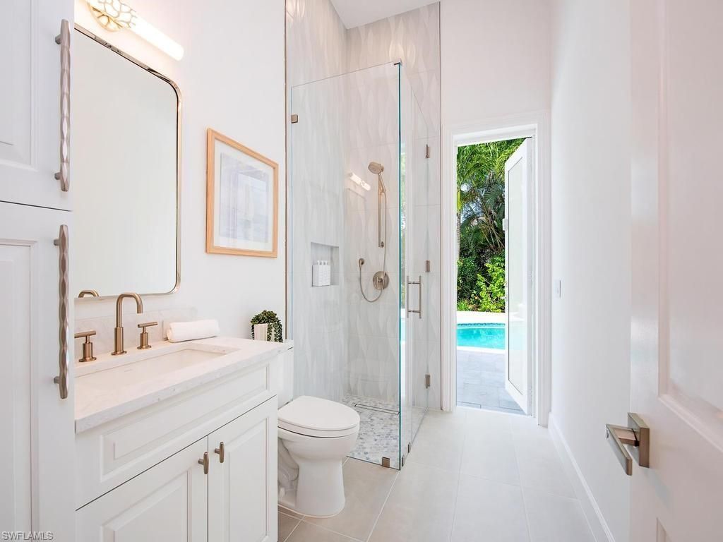 2363 Crayton Rd , Naples, FL 34103 Photo