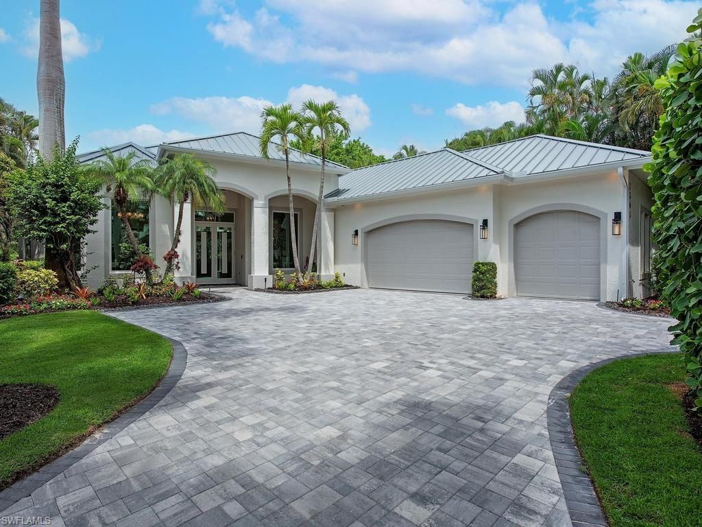 2363 Crayton Rd , Naples, FL 34103 Photo