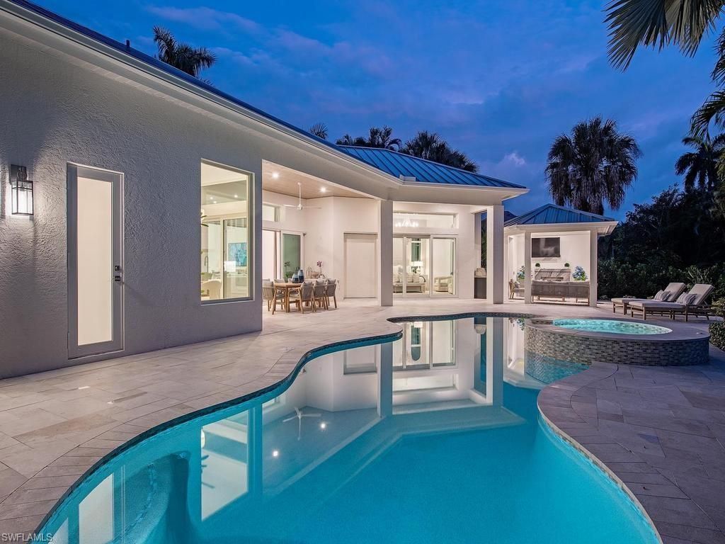 2363 Crayton Rd , Naples, FL 34103 Photo