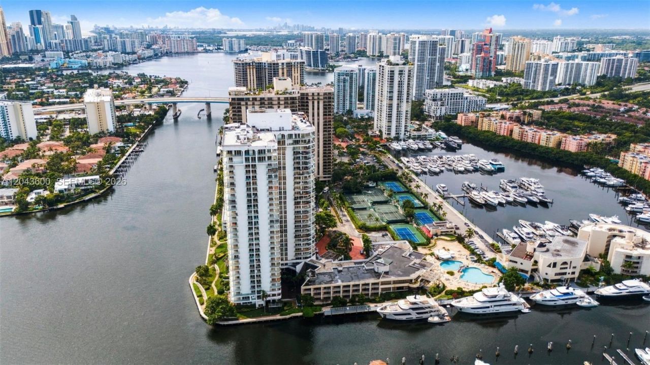 19707 Turnberry Way, Unit 23C, Aventura, FL 33180 Photo