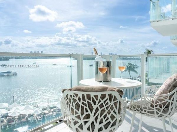 1100 West Ave , Unit 510, Miami Beach, FL 33139