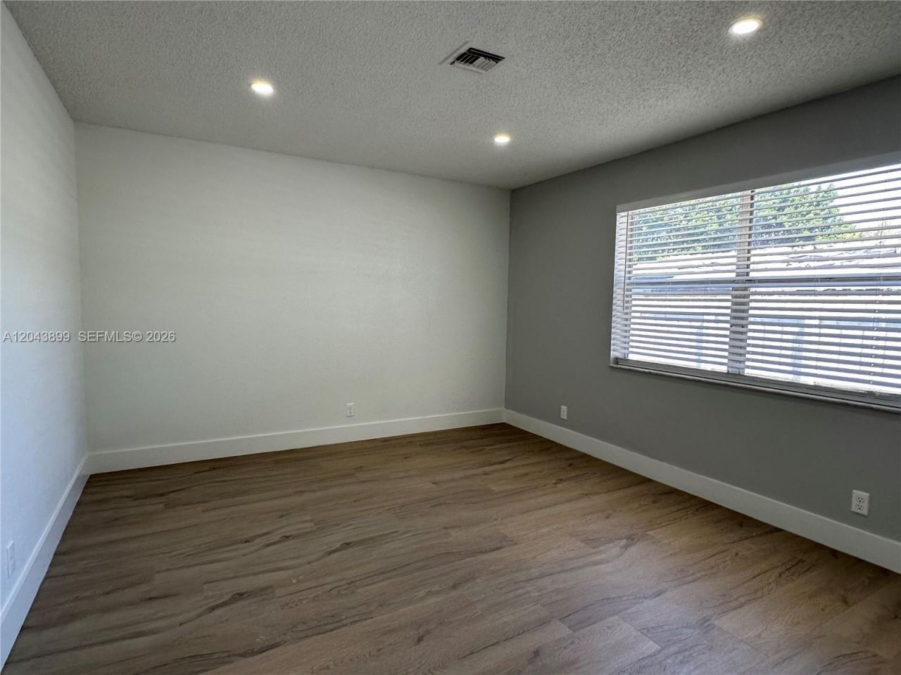 899 NE 15th Street , Unit 3, Fort Lauderdale, FL 33304 Photo