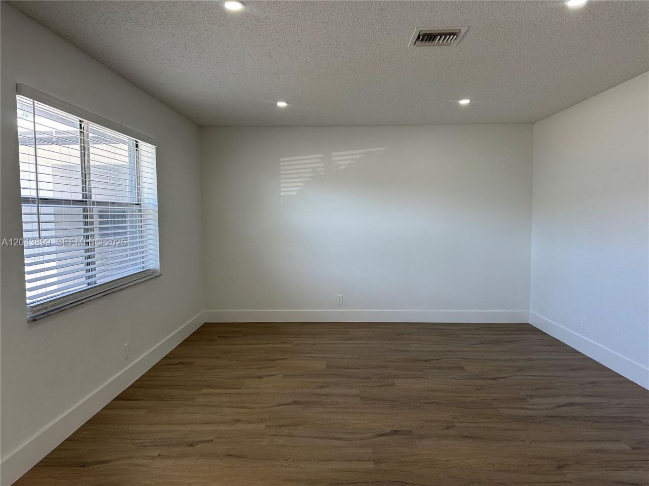 899 NE 15th Street , Unit 3, Fort Lauderdale, FL 33304 Photo