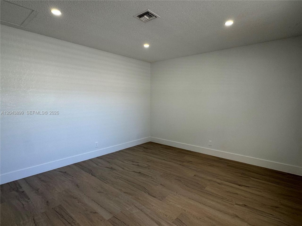 899 NE 15th Street , Unit 3, Fort Lauderdale, FL 33304 Photo