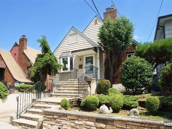 218 Riverview Avenue, NORTH ARLINGTON, NJ 07031