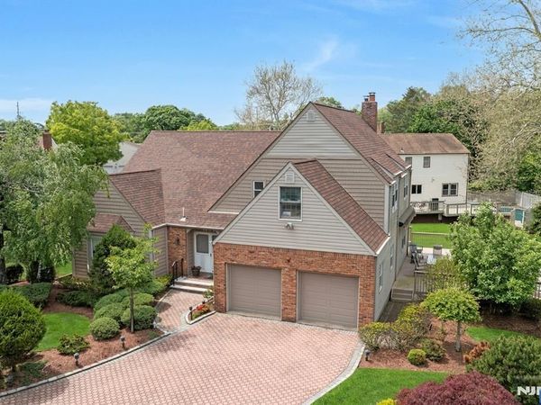 42-09 Cosgrove Court, FAIR LAWN, NJ 07410