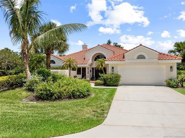 2001 NW Laurel Oak Lane , Palm City, FL 34990