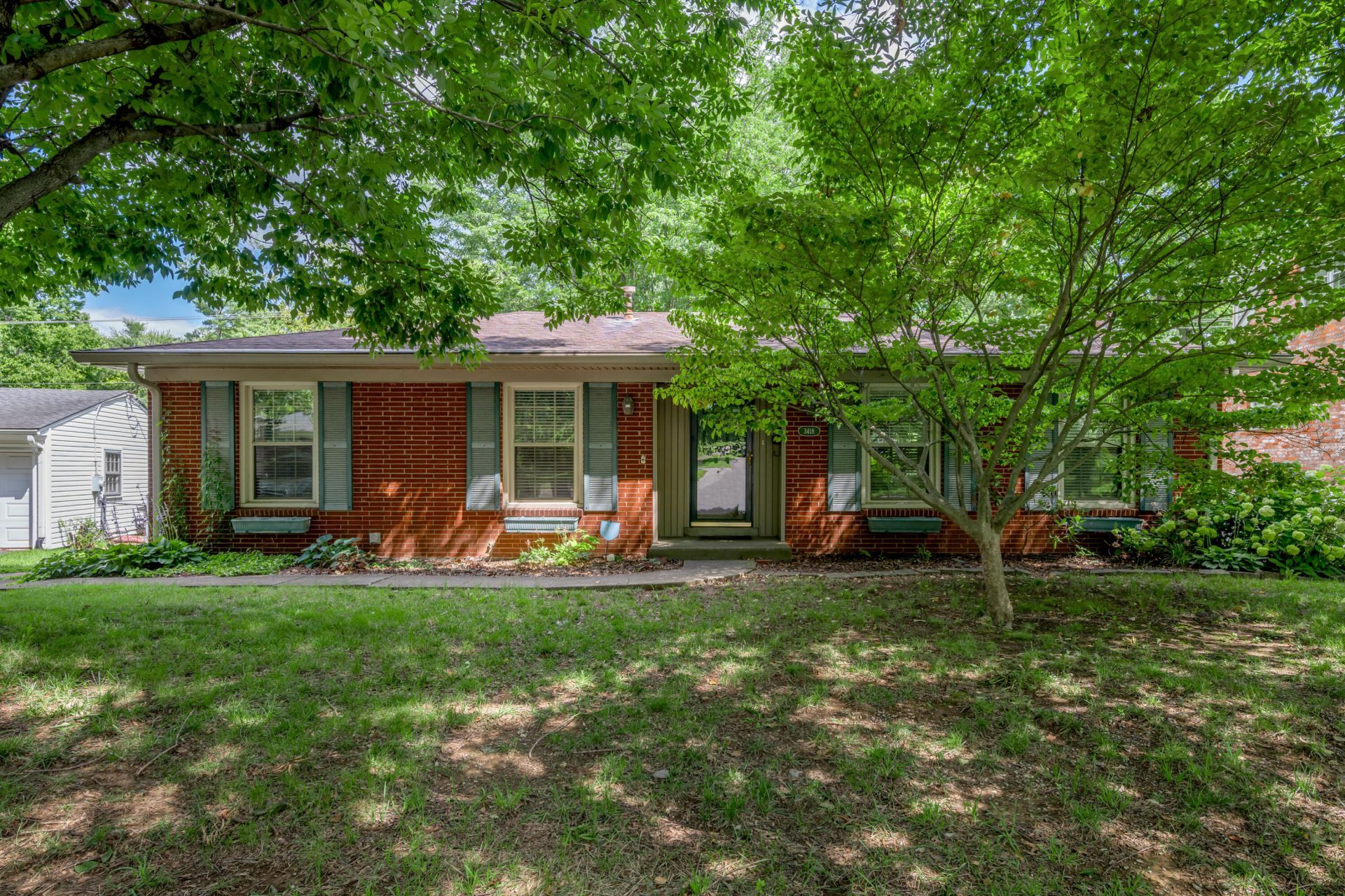 3418 Greentree Road, Lexington, KY 40517 Main Photo