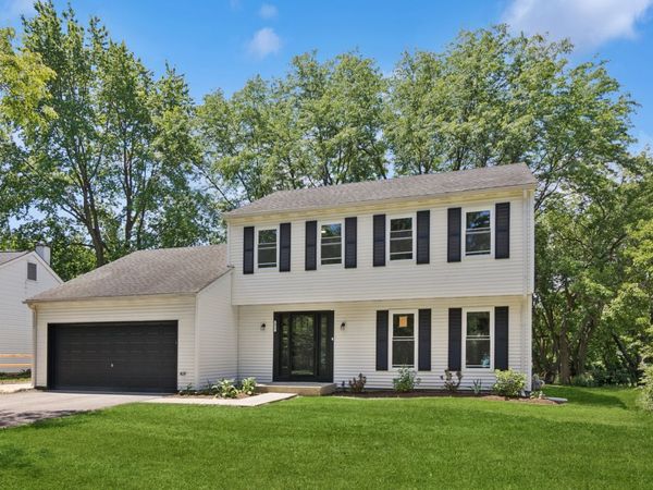 1425 Banbury Avenue , St. Charles, IL 60174