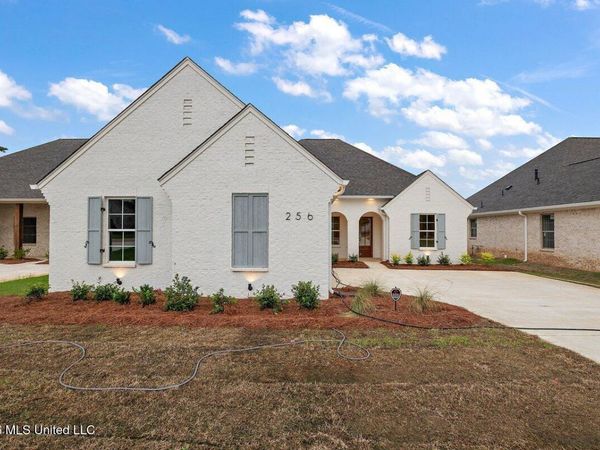 256 Caroline Boulevard, Madison, MS 39110