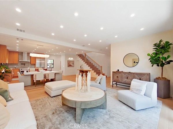 3651 Roselawn, Glendale, CA 91208