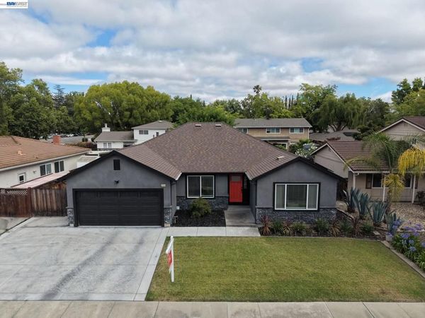 5514 Paseo Navarro, Pleasanton, CA 94566