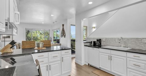 155 Holly Lane, Stateline, NV 89449 Photo