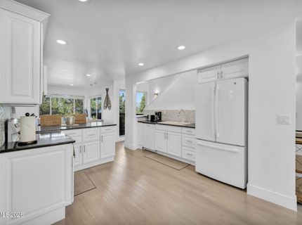 155 Holly Lane, Stateline, NV 89449 Photo