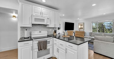 155 Holly Lane, Stateline, NV 89449 Photo