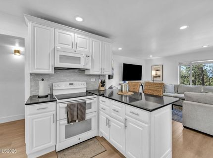 155 Holly Lane, Stateline, NV 89449 Photo