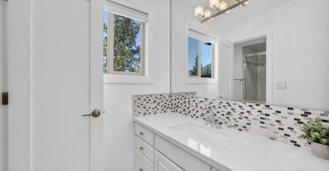 155 Holly Lane, Stateline, NV 89449 Photo