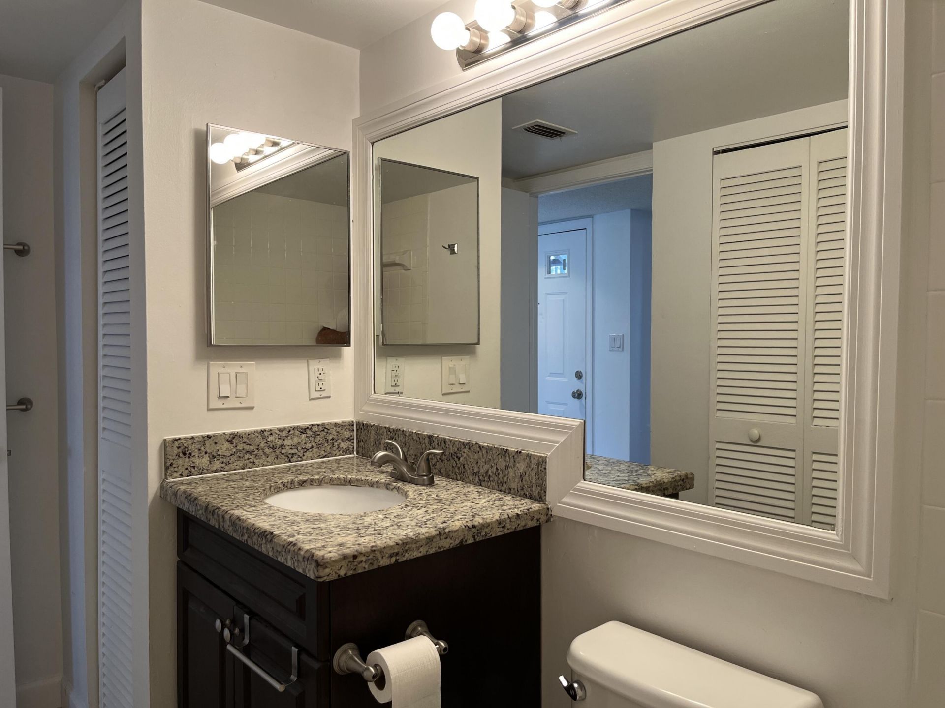 18106 Glenmoor Drive, West Palm Beach, FL 33409 Photo
