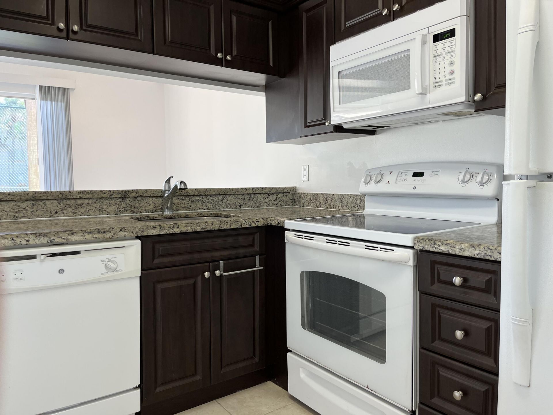 18106 Glenmoor Drive, West Palm Beach, FL 33409 Photo