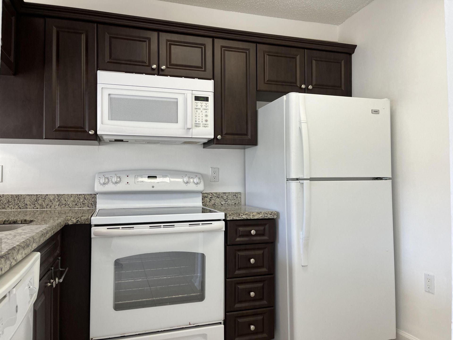 18106 Glenmoor Drive, West Palm Beach, FL 33409 Photo