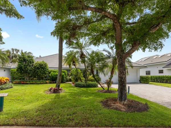 20051 Waters Edge Circle, Unit 1304, Boca Raton, FL 33434