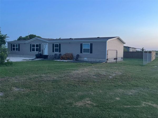 104 Dockal DR, Bertram, TX 78605