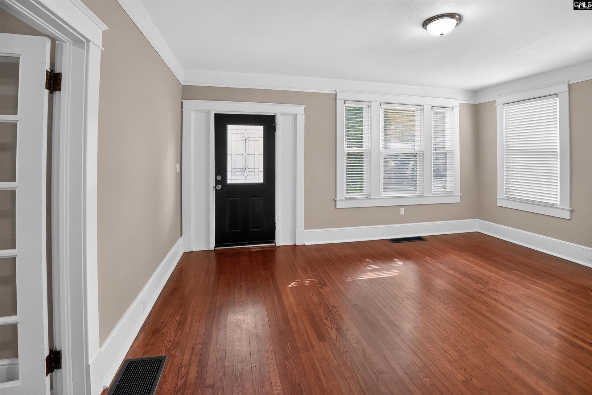 517 Creswell Avenue  Photo 8