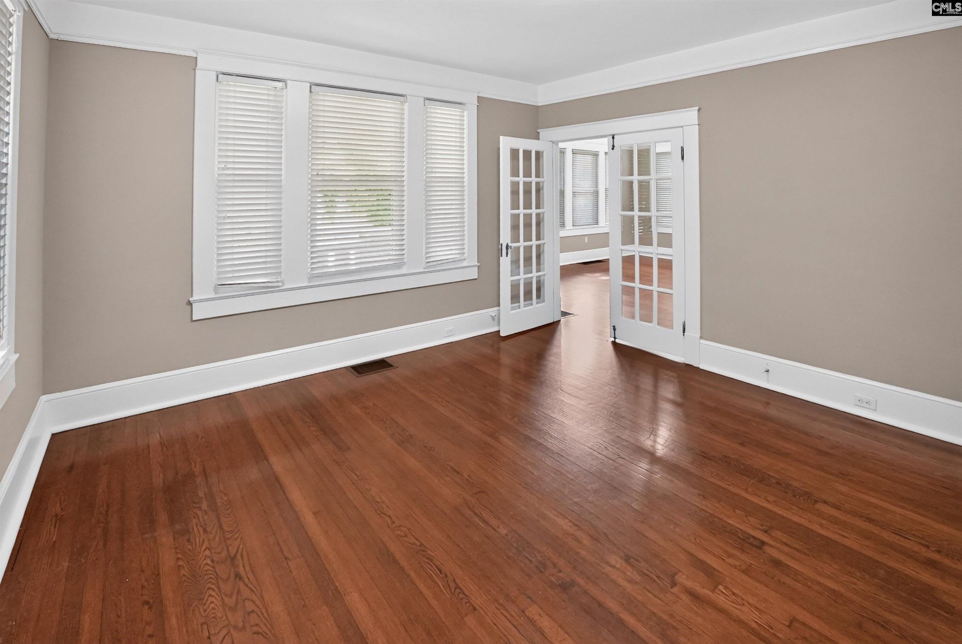 517 Creswell Avenue  Photo 9