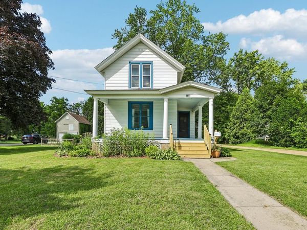 400 E Washington STREET, Lake Mills, WI 53551