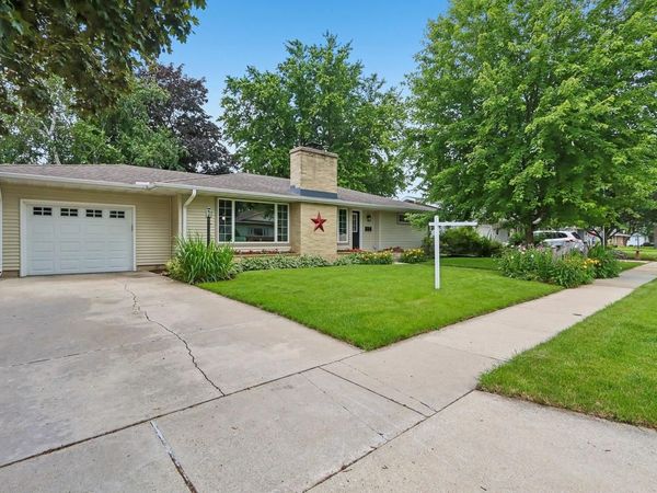 204 6th Street, Waunakee, WI 53597