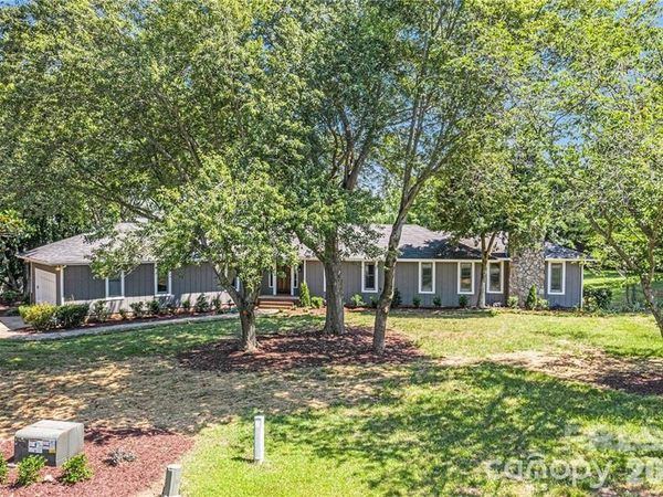19407 Yachtman Drive , Cornelius, NC 28031