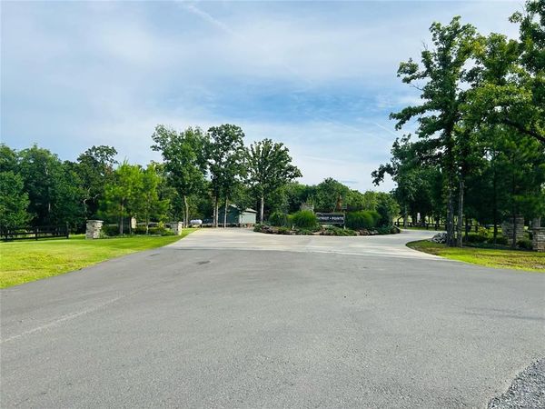 21 Patriot Pointe Road, Eufaula, OK 74432
