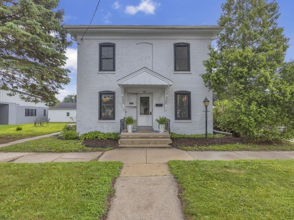 121 Cedar St, Sheboygan Falls, WI 53085