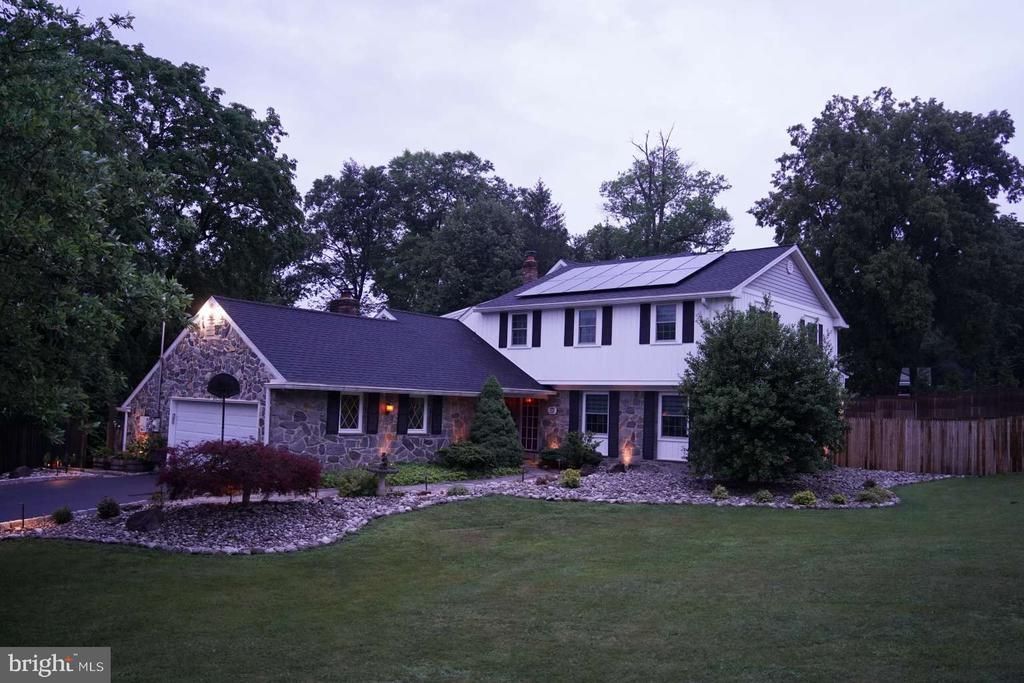 552 DAVENTRY ROAD , BERWYN, PA 19312