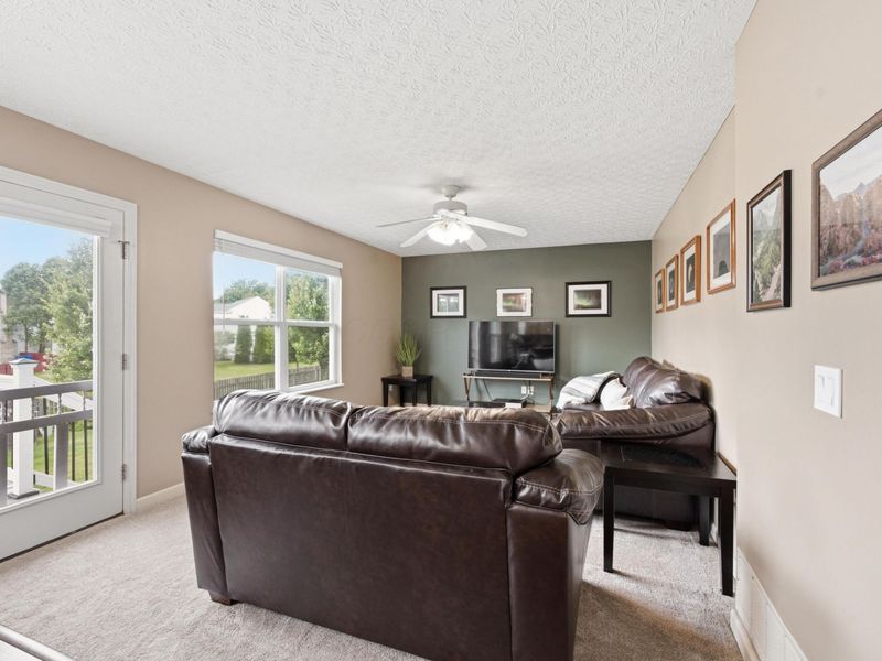 4229 Nafzger Drive, Columbus, OH 43230 Photo 9