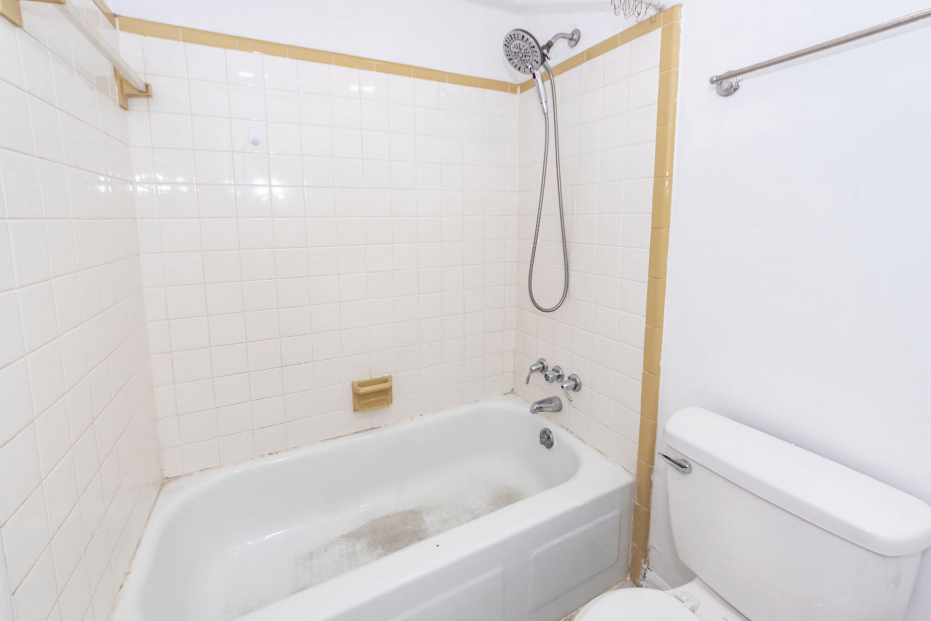 107 Greenhurt Avenue Photo 22