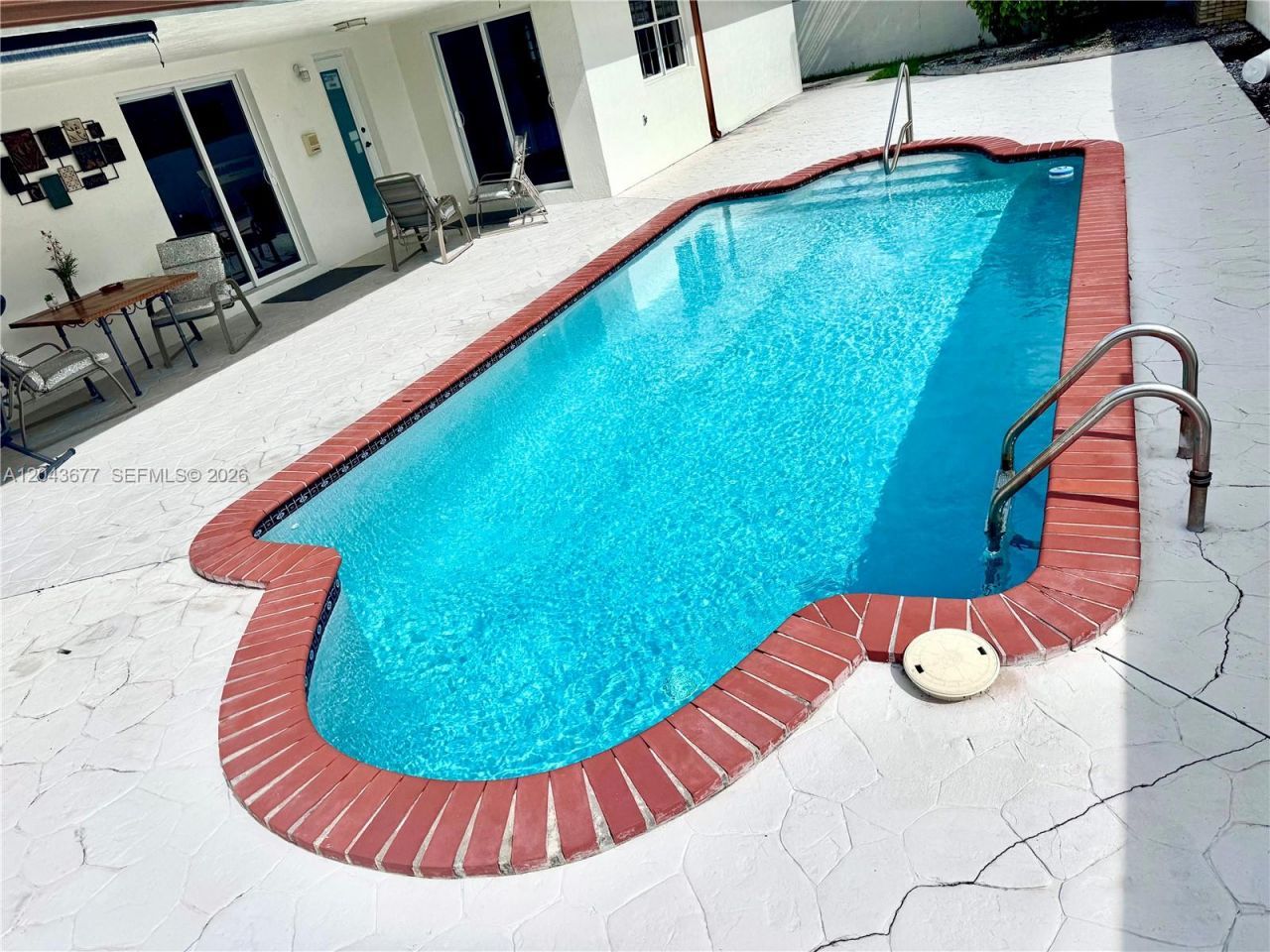 18701 Wentworth Dr, Hialeah, FL 33015 Photo