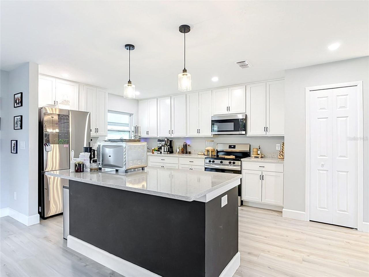 8676 Hillside Drive , Orlando, FL 32810 Photo