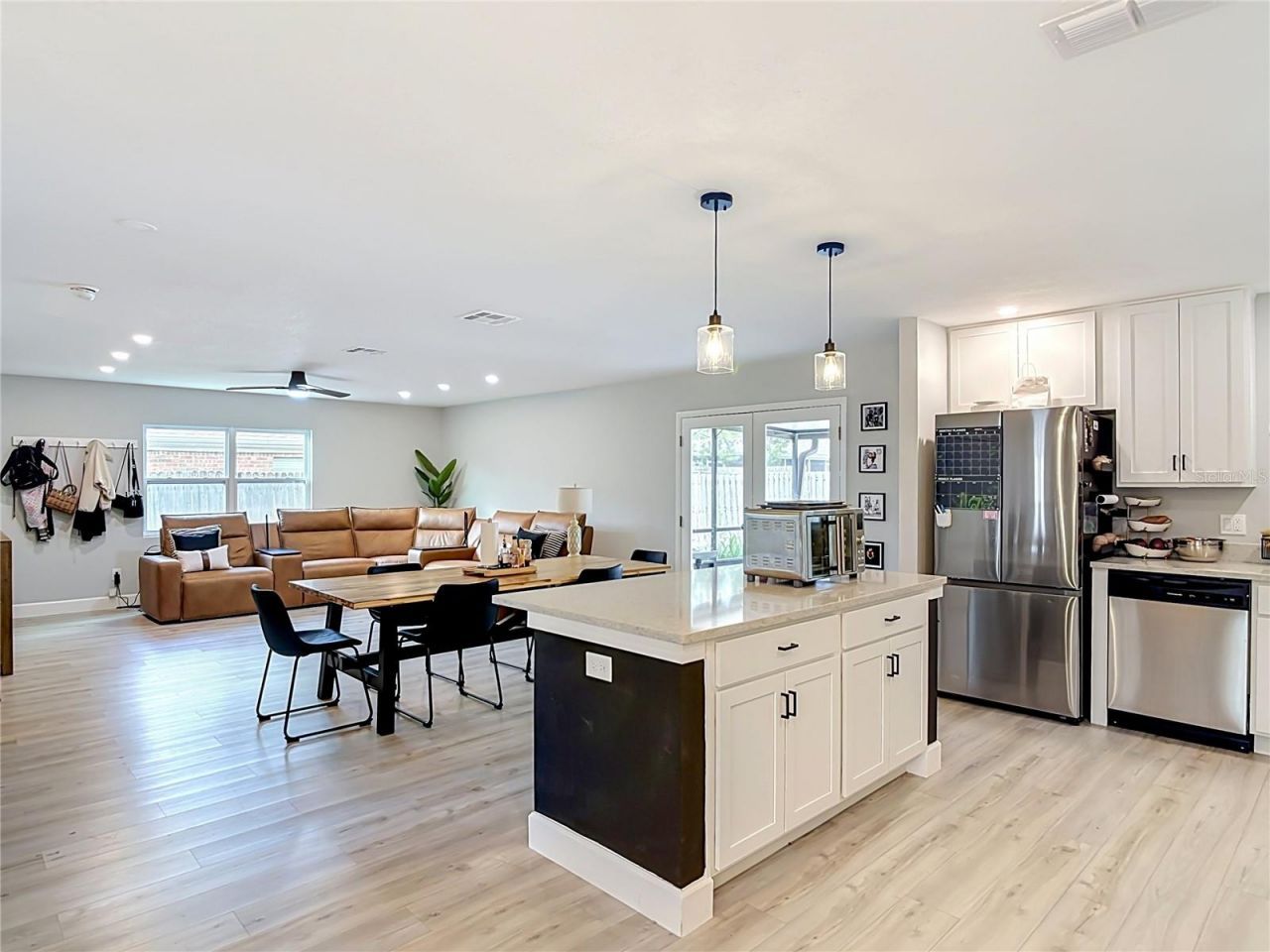 8676 Hillside Drive , Orlando, FL 32810 Photo