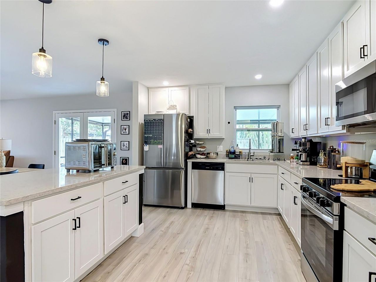8676 Hillside Drive , Orlando, FL 32810 Photo